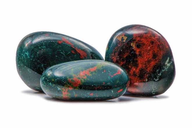 Гелиотроп магические свойства камня ведьм. Камень гелиотроп: его магические свойства и кому он подходит. Использование камня в современной жизни